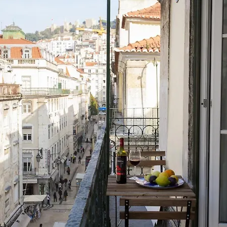 Santa Justa Suites By Homing Lisbon