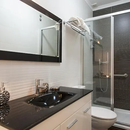 Apartment Santa Justa Suites By Homing Lisbon