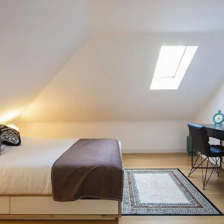 Santa Justa Suites By Homing Apartment *