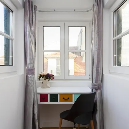 Santa Justa Suites By Homing Apartment Lisbon